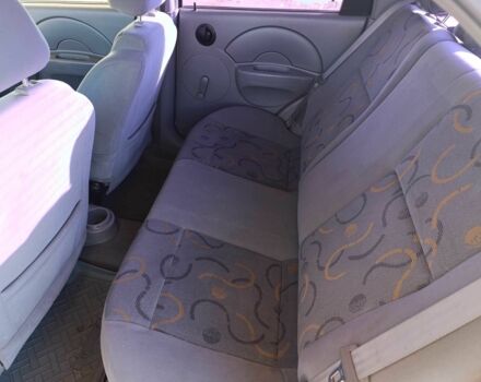 Белый Шевроле Авео, объемом двигателя 1.5 л и пробегом 210 тыс. км за 2400 $, фото 4 на Automoto.ua