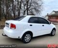 Белый Шевроле Авео, объемом двигателя 1.5 л и пробегом 185 тыс. км за 2850 $, фото 7 на Automoto.ua