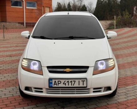 Белый Шевроле Авео, объемом двигателя 1.5 л и пробегом 197 тыс. км за 2200 $, фото 1 на Automoto.ua