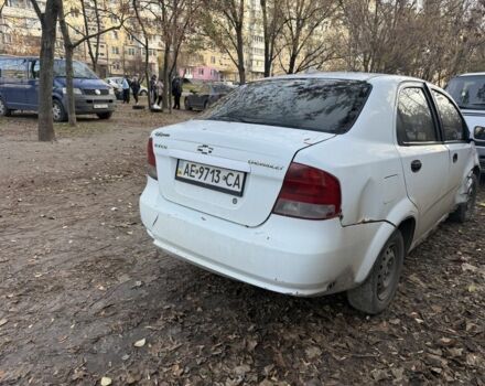 Белый Шевроле Авео, объемом двигателя 1.5 л и пробегом 256 тыс. км за 1150 $, фото 2 на Automoto.ua