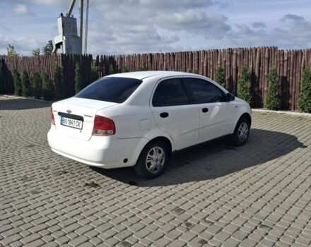 Білий Шевроле Авео, об'ємом двигуна 1.5 л та пробігом 200 тис. км за 1850 $, фото 7 на Automoto.ua