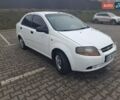 Белый Шевроле Авео, объемом двигателя 1.5 л и пробегом 250 тыс. км за 1650 $, фото 1 на Automoto.ua