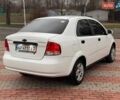 Белый Шевроле Авео, объемом двигателя 1.5 л и пробегом 197 тыс. км за 2200 $, фото 7 на Automoto.ua