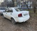 Белый Шевроле Авео, объемом двигателя 1.5 л и пробегом 256 тыс. км за 1150 $, фото 1 на Automoto.ua
