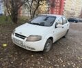 Белый Шевроле Авео, объемом двигателя 1.5 л и пробегом 256 тыс. км за 1150 $, фото 1 на Automoto.ua