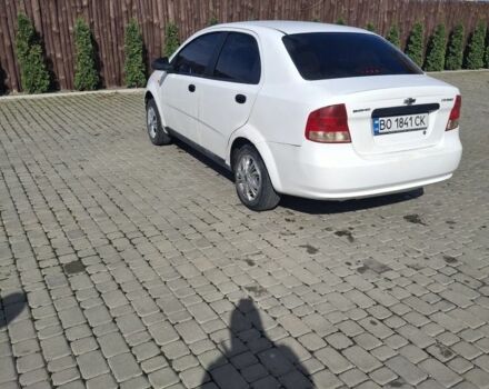 Білий Шевроле Авео, об'ємом двигуна 1.5 л та пробігом 200 тис. км за 1850 $, фото 1 на Automoto.ua
