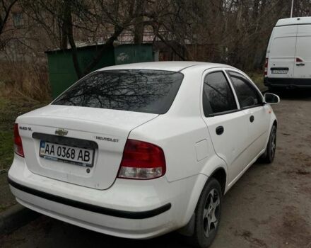 Белый Шевроле Авео, объемом двигателя 1.5 л и пробегом 148 тыс. км за 2000 $, фото 2 на Automoto.ua