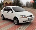 Белый Шевроле Авео, объемом двигателя 1.5 л и пробегом 197 тыс. км за 2200 $, фото 2 на Automoto.ua
