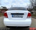 Белый Шевроле Авео, объемом двигателя 1.5 л и пробегом 185 тыс. км за 2850 $, фото 6 на Automoto.ua
