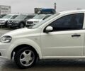 Білий Шевроле Авео, об'ємом двигуна 1.5 л та пробігом 211 тис. км за 3640 $, фото 2 на Automoto.ua