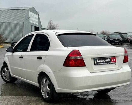 Білий Шевроле Авео, об'ємом двигуна 1.5 л та пробігом 211 тис. км за 3640 $, фото 5 на Automoto.ua