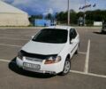 Білий Шевроле Авео, об'ємом двигуна 1.5 л та пробігом 240 тис. км за 4000 $, фото 1 на Automoto.ua