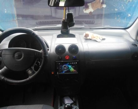 Белый Шевроле Авео, объемом двигателя 1.5 л и пробегом 180 тыс. км за 2900 $, фото 3 на Automoto.ua