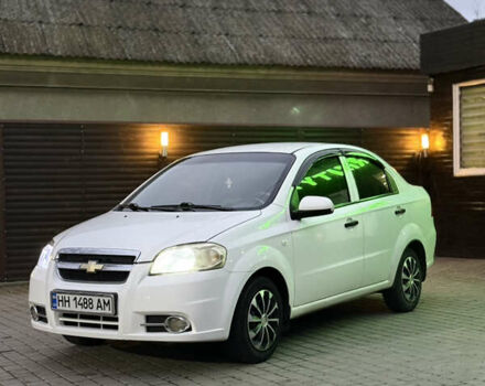 Белый Шевроле Авео, объемом двигателя 1.5 л и пробегом 196 тыс. км за 2900 $, фото 1 на Automoto.ua