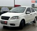 Белый Шевроле Авео, объемом двигателя 1.5 л и пробегом 211 тыс. км за 3640 $, фото 1 на Automoto.ua