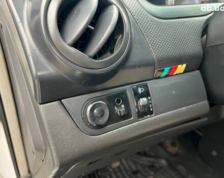 Белый Шевроле Авео, объемом двигателя 1.5 л и пробегом 211 тыс. км за 3640 $, фото 18 на Automoto.ua