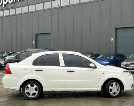 Білий Шевроле Авео, об'ємом двигуна 1.5 л та пробігом 211 тис. км за 3640 $, фото 8 на Automoto.ua