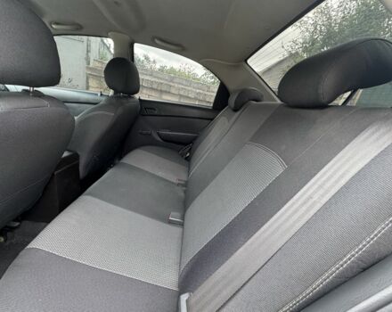 Білий Шевроле Авео, об'ємом двигуна 1.5 л та пробігом 120 тис. км за 2200 $, фото 8 на Automoto.ua