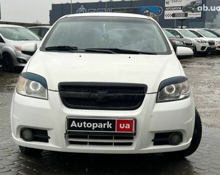 Белый Шевроле Авео, объемом двигателя 1.5 л и пробегом 211 тыс. км за 3640 $, фото 1 на Automoto.ua