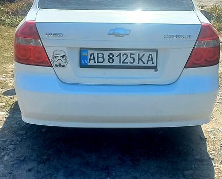 Белый Шевроле Авео, объемом двигателя 1.5 л и пробегом 0 тыс. км за 3300 $, фото 7 на Automoto.ua