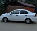 Белый Шевроле Авео, объемом двигателя 1.5 л и пробегом 242 тыс. км за 2650 $, фото 2 на Automoto.ua