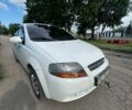 Білий Шевроле Авео, об'ємом двигуна 1.5 л та пробігом 265 тис. км за 2850 $, фото 1 на Automoto.ua