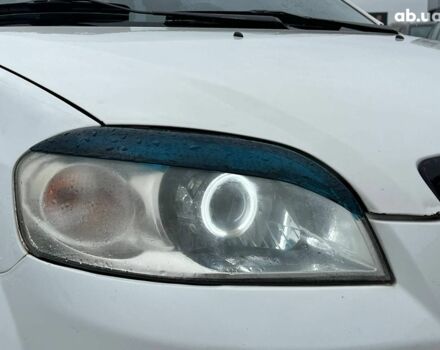 Белый Шевроле Авео, объемом двигателя 1.5 л и пробегом 211 тыс. км за 3640 $, фото 11 на Automoto.ua