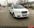 Белый Шевроле Авео, объемом двигателя 1.5 л и пробегом 220 тыс. км за 2950 $, фото 1 на Automoto.ua