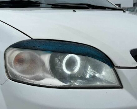 Білий Шевроле Авео, об'ємом двигуна 1.5 л та пробігом 211 тис. км за 3640 $, фото 11 на Automoto.ua