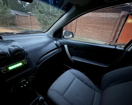 Белый Шевроле Авео, объемом двигателя 1.5 л и пробегом 242 тыс. км за 2650 $, фото 16 на Automoto.ua