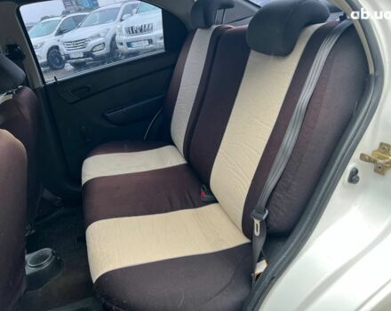 Белый Шевроле Авео, объемом двигателя 1.5 л и пробегом 211 тыс. км за 3640 $, фото 27 на Automoto.ua