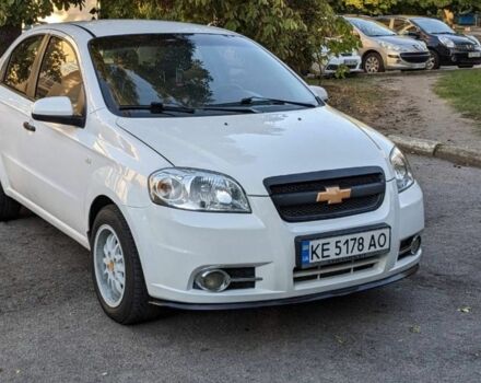 Белый Шевроле Авео, объемом двигателя 1.5 л и пробегом 195 тыс. км за 4200 $, фото 5 на Automoto.ua