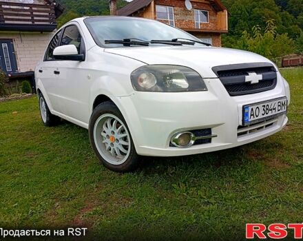Белый Шевроле Авео, объемом двигателя 1.5 л и пробегом 193 тыс. км за 2000 $, фото 6 на Automoto.ua