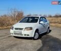 Белый Шевроле Авео, объемом двигателя 1.5 л и пробегом 214 тыс. км за 1900 $, фото 1 на Automoto.ua