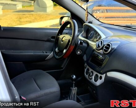 Белый Шевроле Авео, объемом двигателя 1.5 л и пробегом 187 тыс. км за 3000 $, фото 7 на Automoto.ua