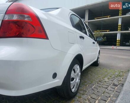 Белый Шевроле Авео, объемом двигателя 1.5 л и пробегом 233 тыс. км за 2999 $, фото 25 на Automoto.ua