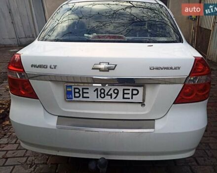 Белый Шевроле Авео, объемом двигателя 1.6 л и пробегом 181 тыс. км за 2500 $, фото 1 на Automoto.ua