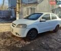 Белый Шевроле Авео, объемом двигателя 1.6 л и пробегом 205 тыс. км за 3200 $, фото 2 на Automoto.ua