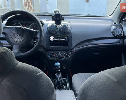 Білий Шевроле Авео, об'ємом двигуна 1.5 л та пробігом 220 тис. км за 3300 $, фото 26 на Automoto.ua