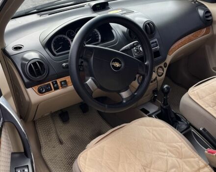 Белый Шевроле Авео, объемом двигателя 1.6 л и пробегом 268 тыс. км за 3700 $, фото 9 на Automoto.ua
