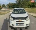 Білий Шевроле Авео, об'ємом двигуна 1.6 л та пробігом 158 тис. км за 4000 $, фото 1 на Automoto.ua
