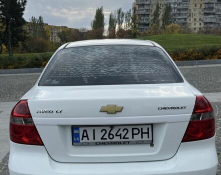 Белый Шевроле Авео, объемом двигателя 1.6 л и пробегом 268 тыс. км за 3700 $, фото 4 на Automoto.ua