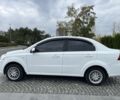 Белый Шевроле Авео, объемом двигателя 1.6 л и пробегом 268 тыс. км за 3700 $, фото 5 на Automoto.ua