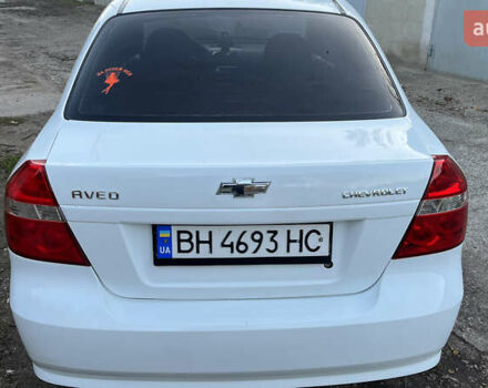 Білий Шевроле Авео, об'ємом двигуна 1.5 л та пробігом 220 тис. км за 3300 $, фото 16 на Automoto.ua
