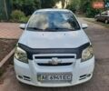 Белый Шевроле Авео, объемом двигателя 1.59 л и пробегом 188 тыс. км за 2999 $, фото 1 на Automoto.ua