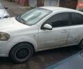 Белый Шевроле Авео, объемом двигателя 1.6 л и пробегом 400 тыс. км за 1650 $, фото 2 на Automoto.ua