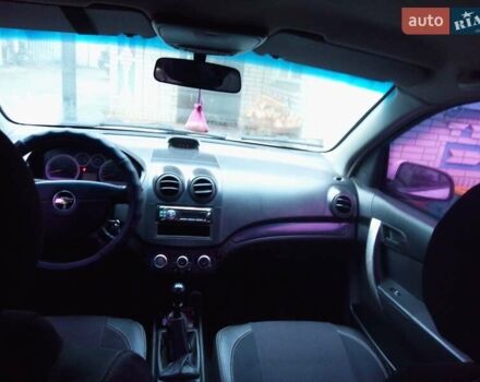 Білий Шевроле Авео, об'ємом двигуна 1.5 л та пробігом 275 тис. км за 4000 $, фото 5 на Automoto.ua