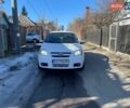 Белый Шевроле Авео, объемом двигателя 1.5 л и пробегом 250 тыс. км за 2100 $, фото 1 на Automoto.ua