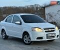 Белый Шевроле Авео, объемом двигателя 1.5 л и пробегом 158 тыс. км за 3500 $, фото 1 на Automoto.ua