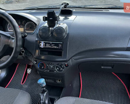 Білий Шевроле Авео, об'ємом двигуна 1.5 л та пробігом 220 тис. км за 3300 $, фото 19 на Automoto.ua